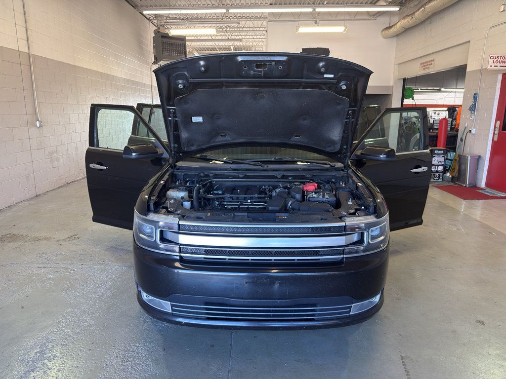 Used 2014 Ford Flex Limited w/ Equipment Group 301A FWD image 10