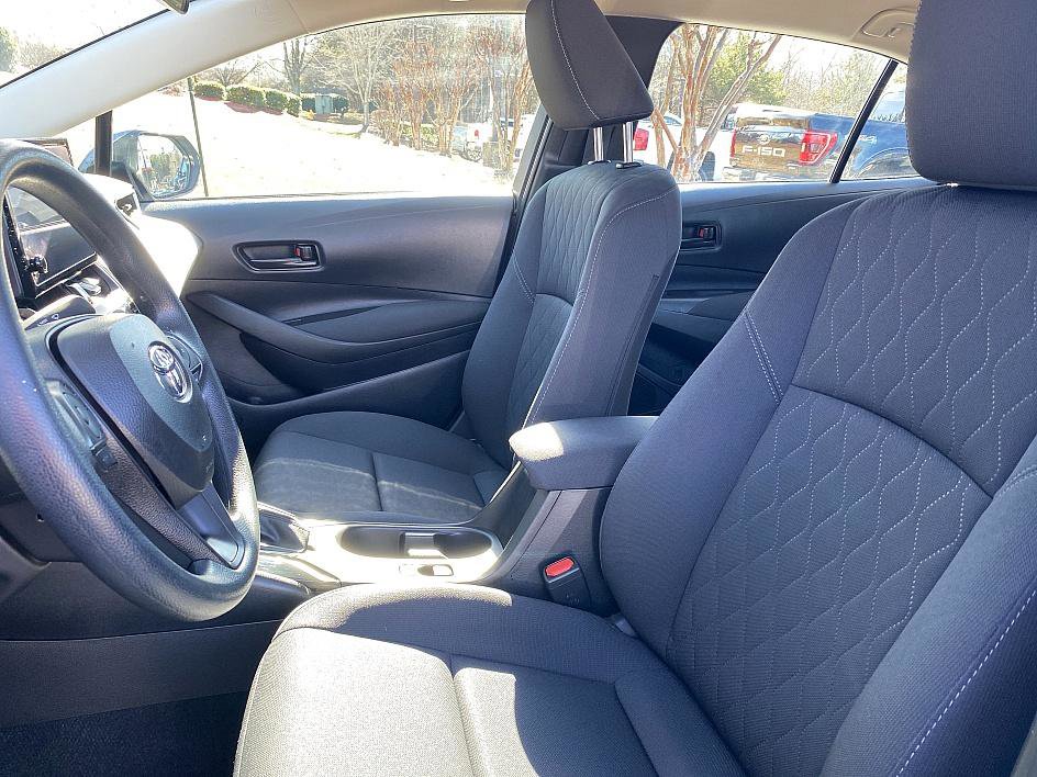 Certified 2025 Toyota Corolla LE image 13