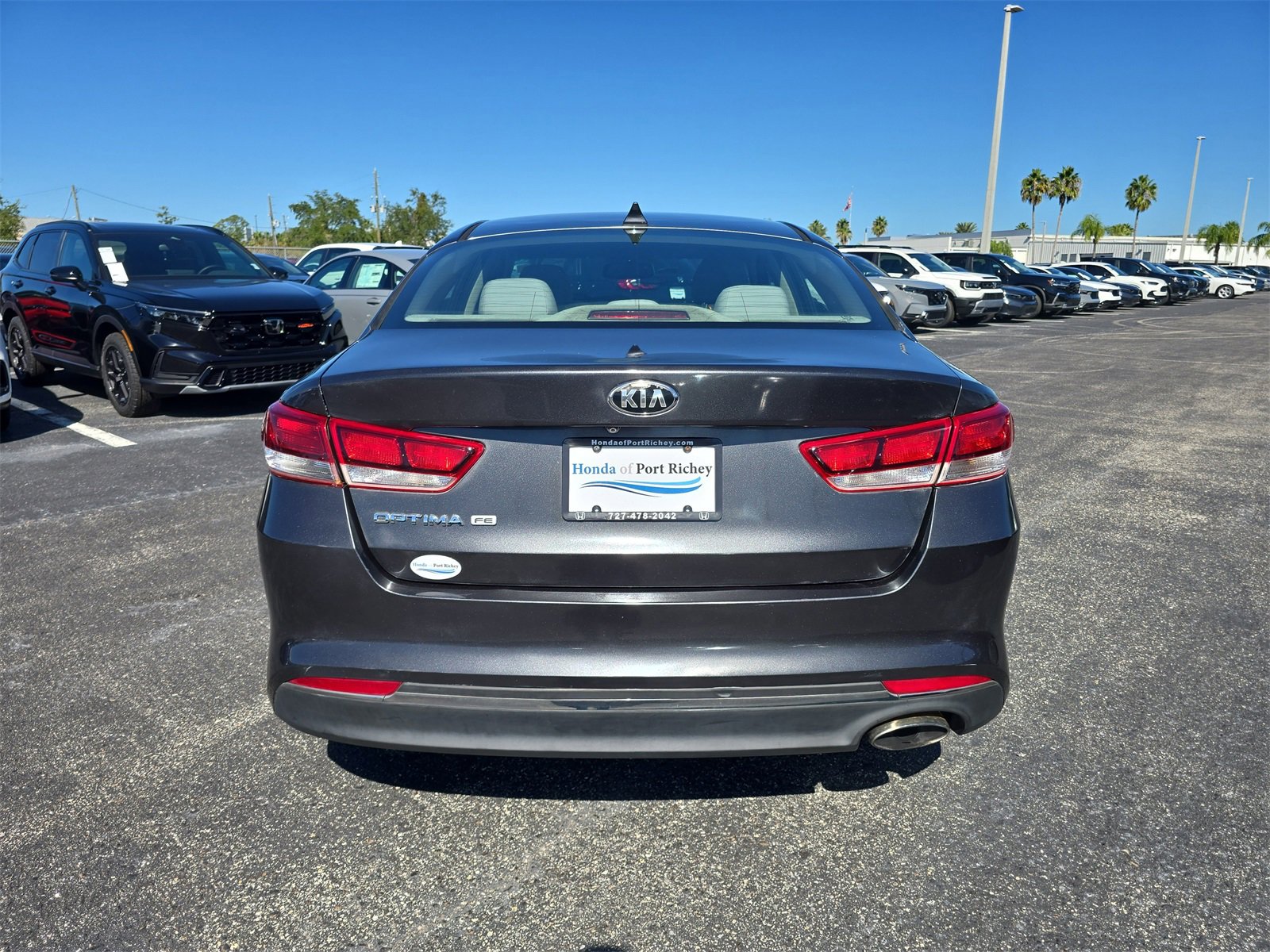 Used 2017 Kia Optima LX image 5
