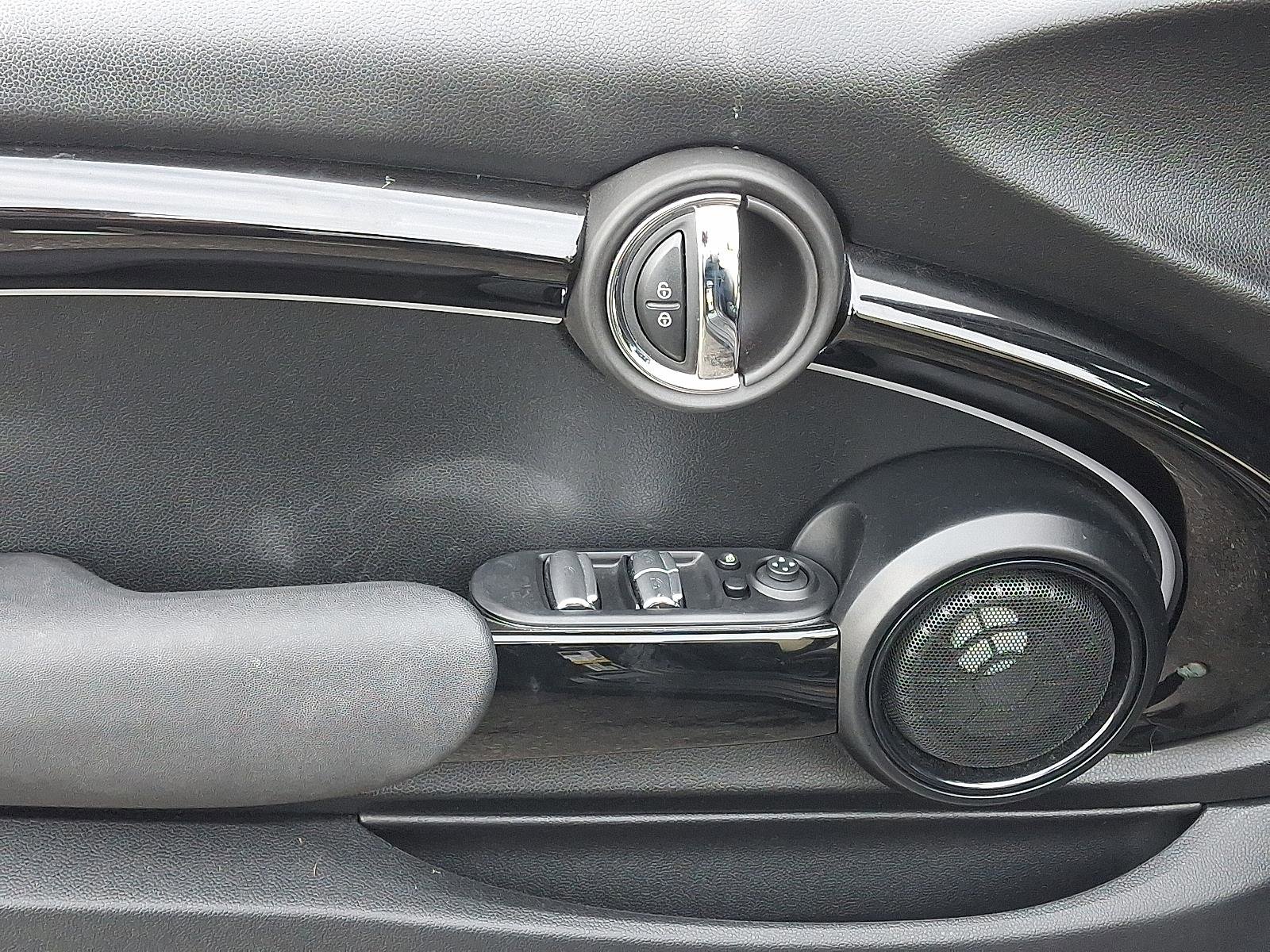 Used 2023 MINI Cooper S w/ MINI Resolute Edition image 12