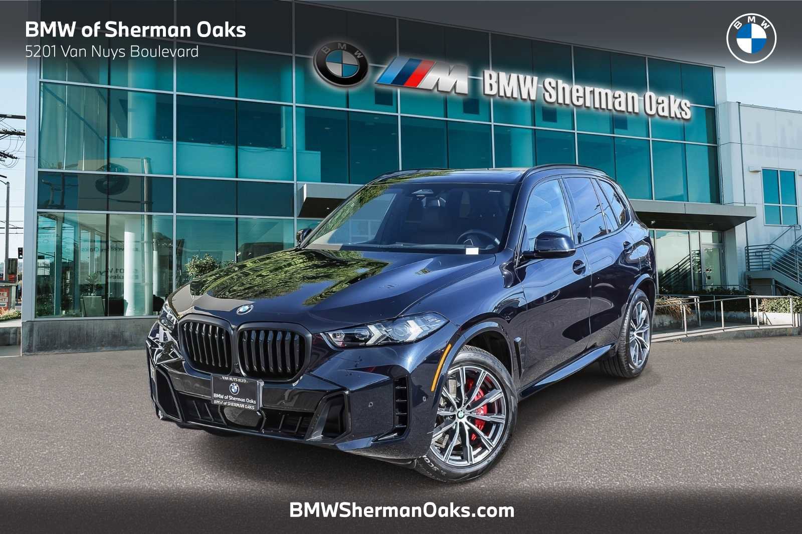 Used 2026 BMW X5 xDrive40i w/ M Sport Package AWD/4WD image 1