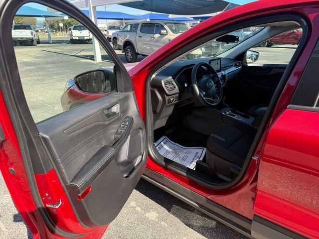 Used 2026 Ford Escape Active FWD image 13