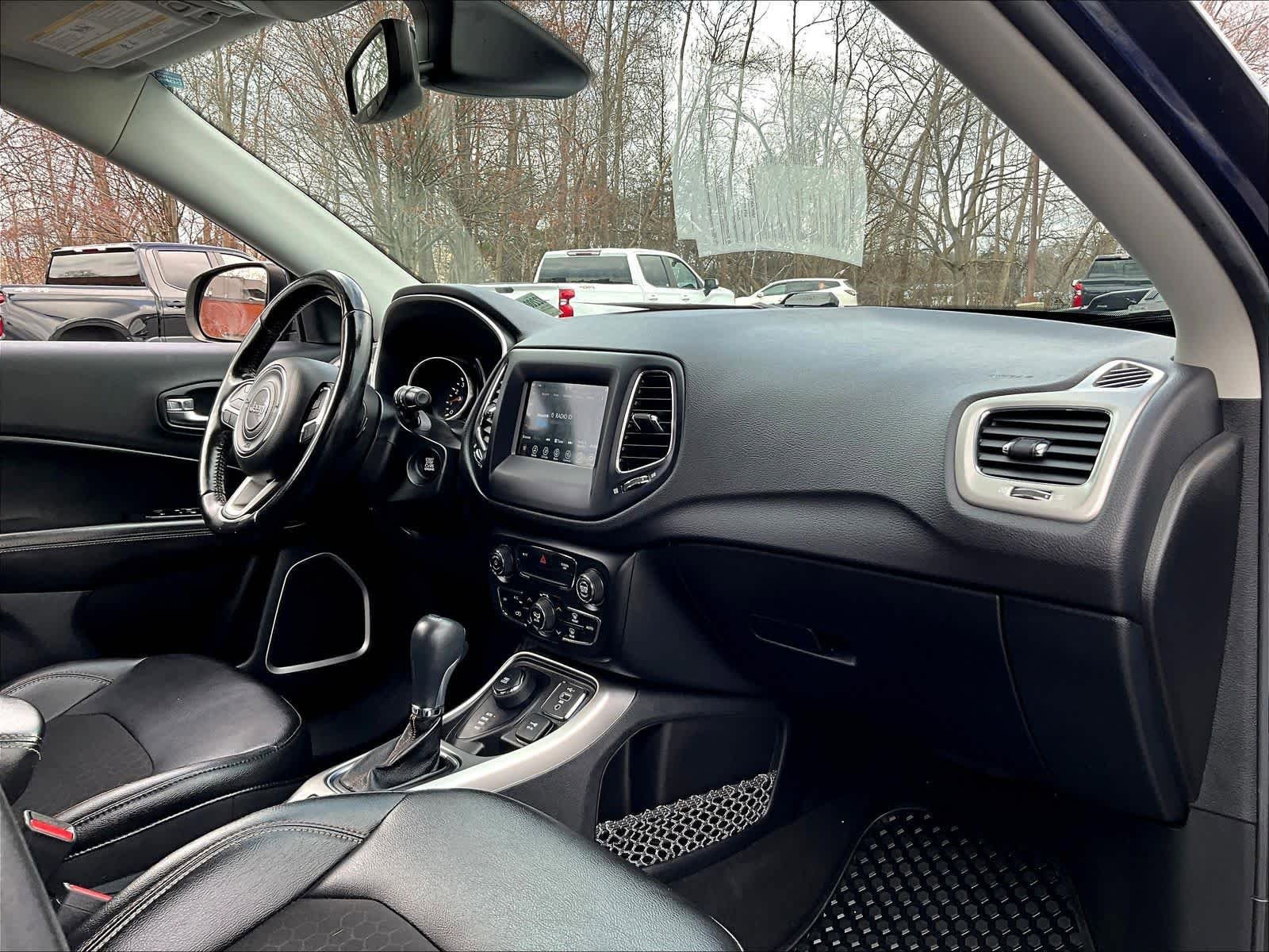Used 2021 Jeep Compass Latitude w/ Convenience Group image 21