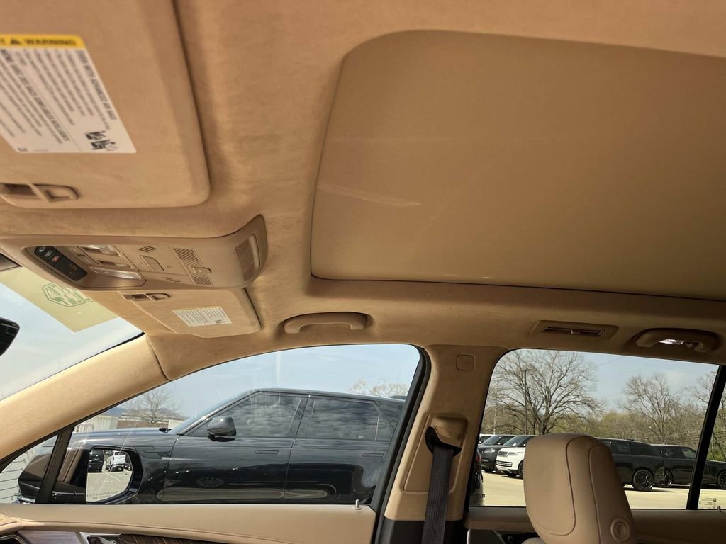 Certified 2025 Cadillac XT6 Premium Luxury w/ Platinum Package image 30