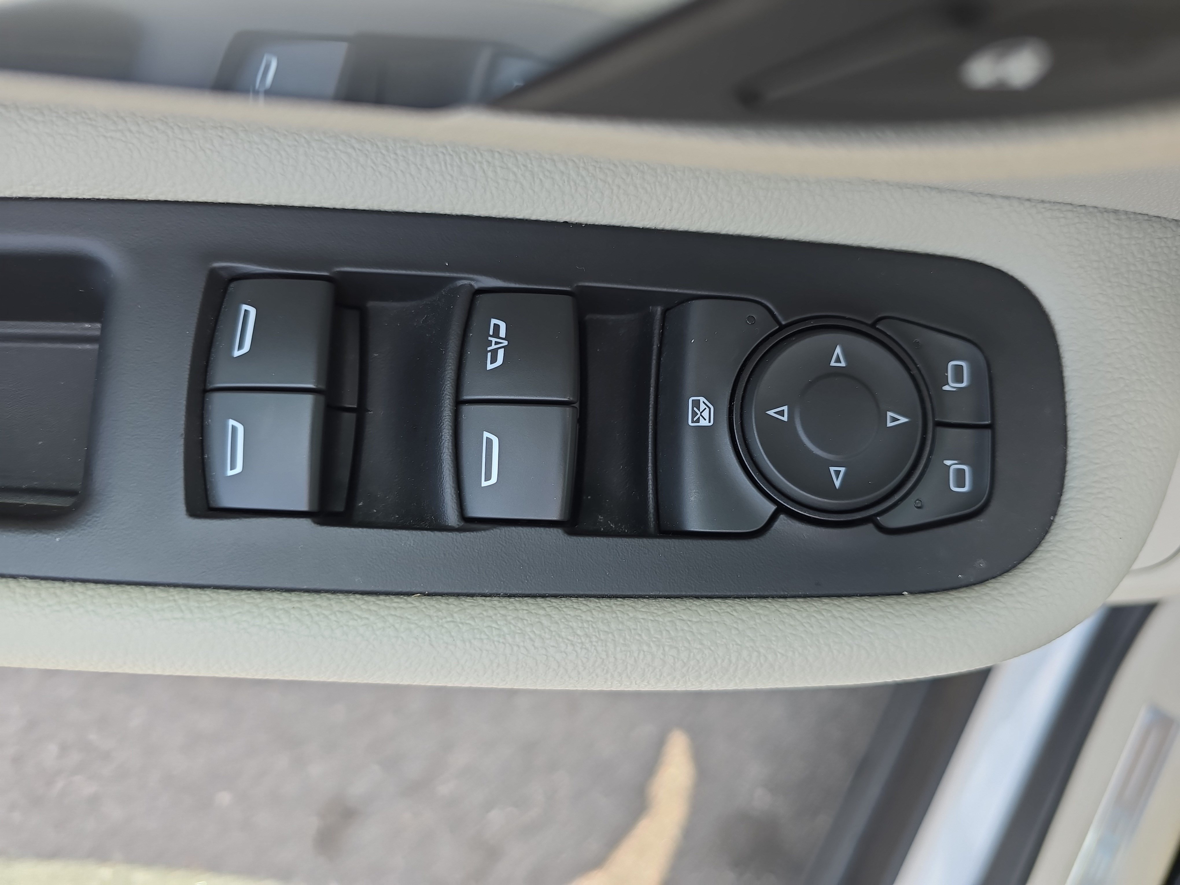 Used 2020 GMC Terrain Denali w/ Denali Premium Package FWD image 27