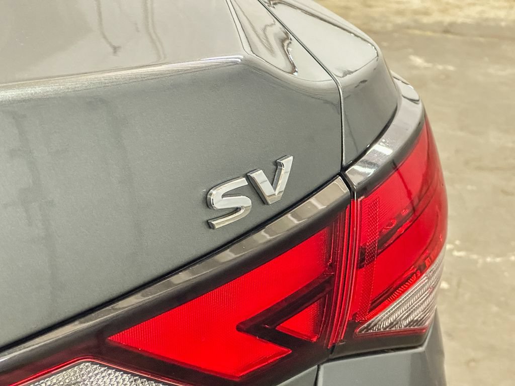 Used 2024 Nissan Sentra SV FWD image 18