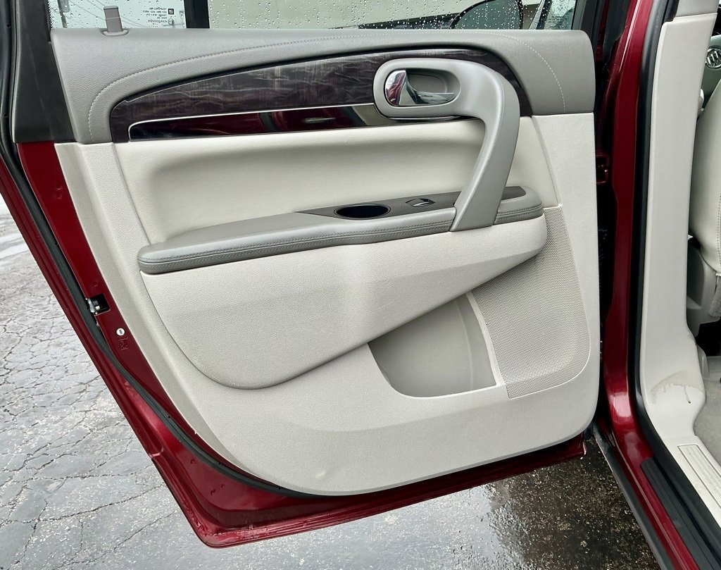 Used 2016 Buick Enclave Leather image 32
