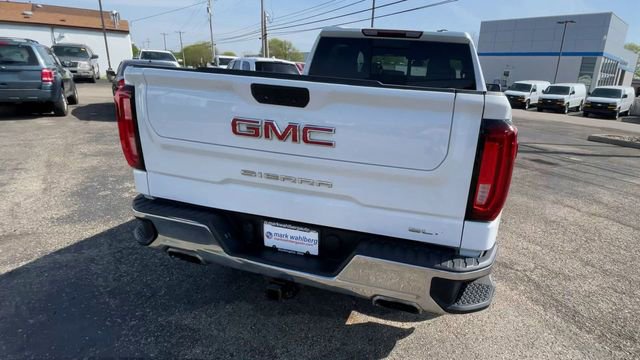 Used 2022 GMC Sierra 1500 SLT w/ SLT Premium Package AWD/4WD image 9