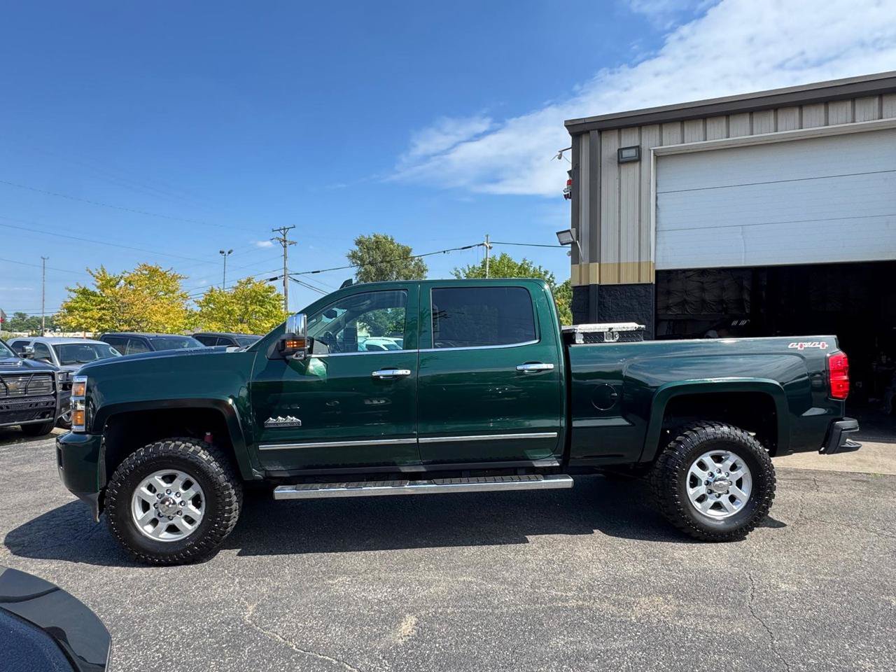 Used 2015 Chevrolet Silverado 2500 High Country w/ Duramax Plus Package AWD/4WD image 2