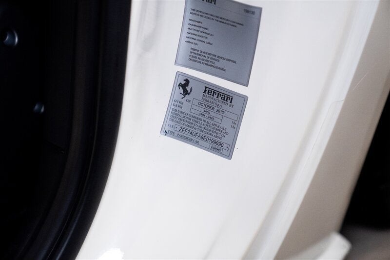 Used 2014 Ferrari F12 Berlinetta RWD image 31