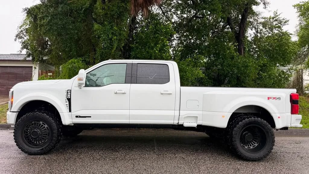 Used 2026 Ford F450 Lariat w/ FX4 Off-Road Package AWD/4WD image 9