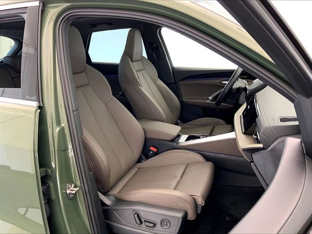 Certified 2025 Audi Q5 Prestige AWD/4WD image 17