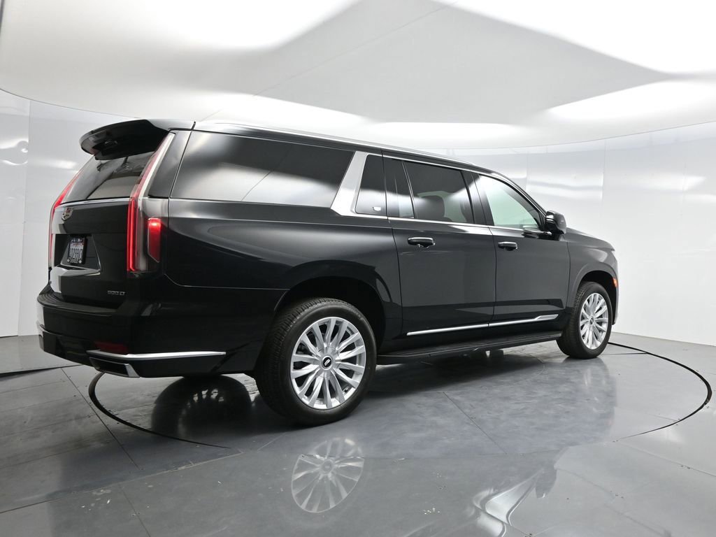 Used 2023 Cadillac Escalade ESV Luxury image 59