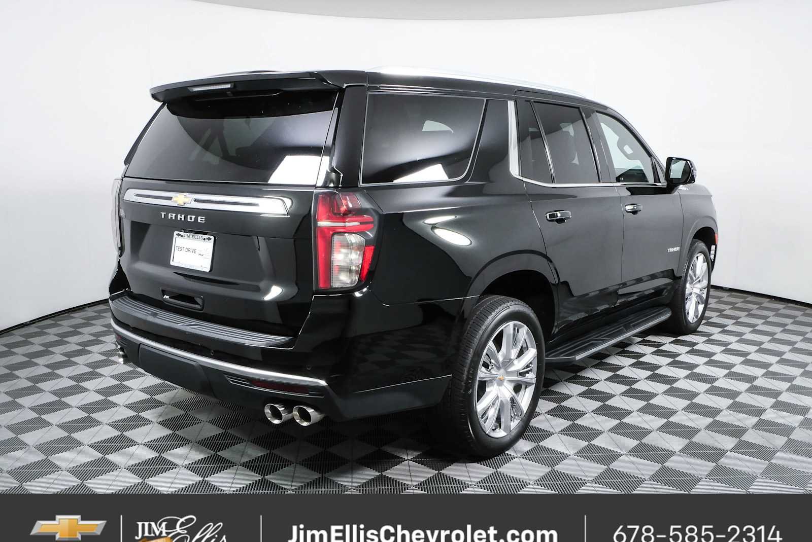 Certified 2023 Chevrolet Tahoe High Country AWD/4WD image 3