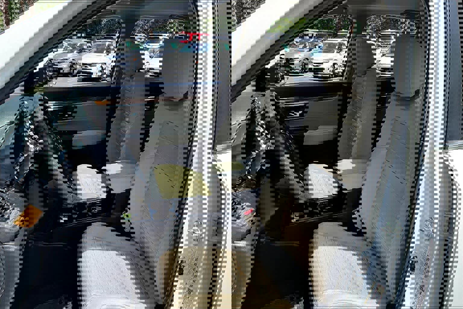 Used 2021 Honda CR-V EX image 8