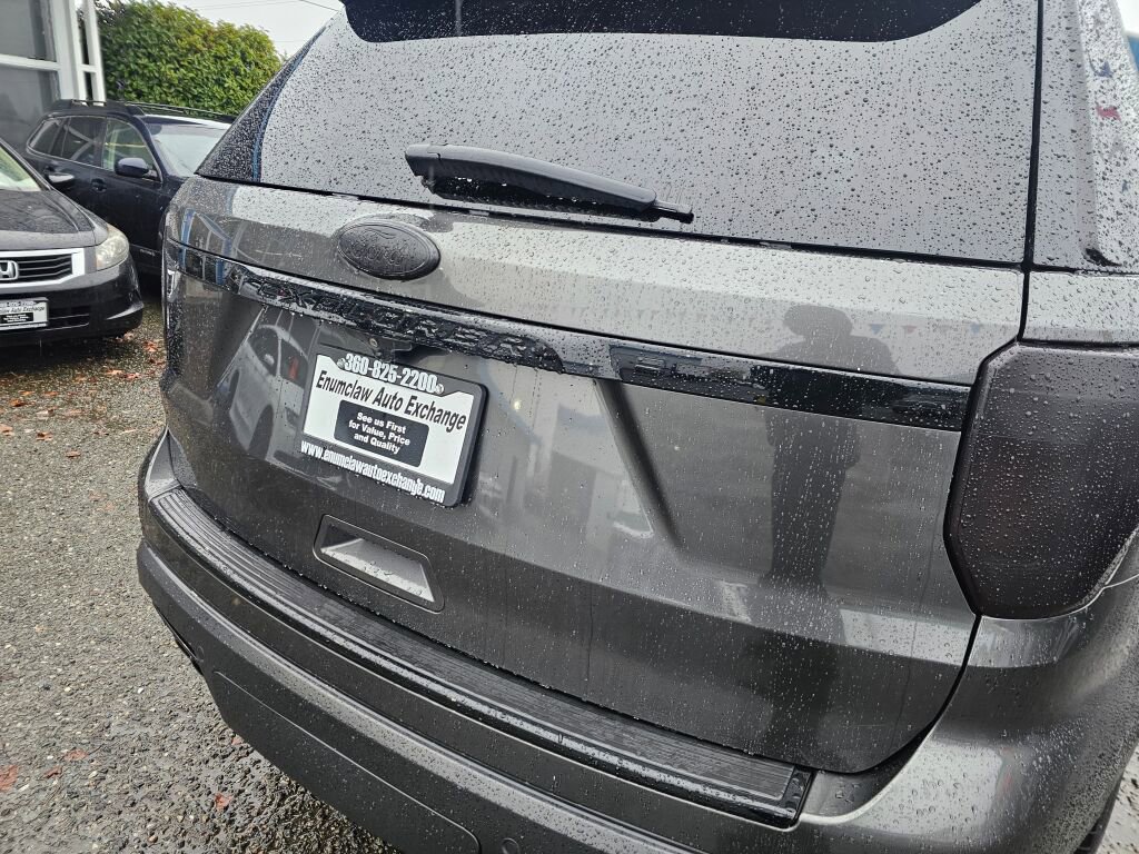 Used 2018 Ford Explorer Sport w/ Equipment Group 401A image 17
