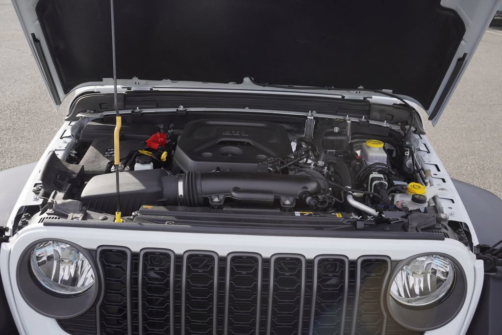 Certified 2025 Jeep Wrangler Unlimited Sport AWD/4WD image 14