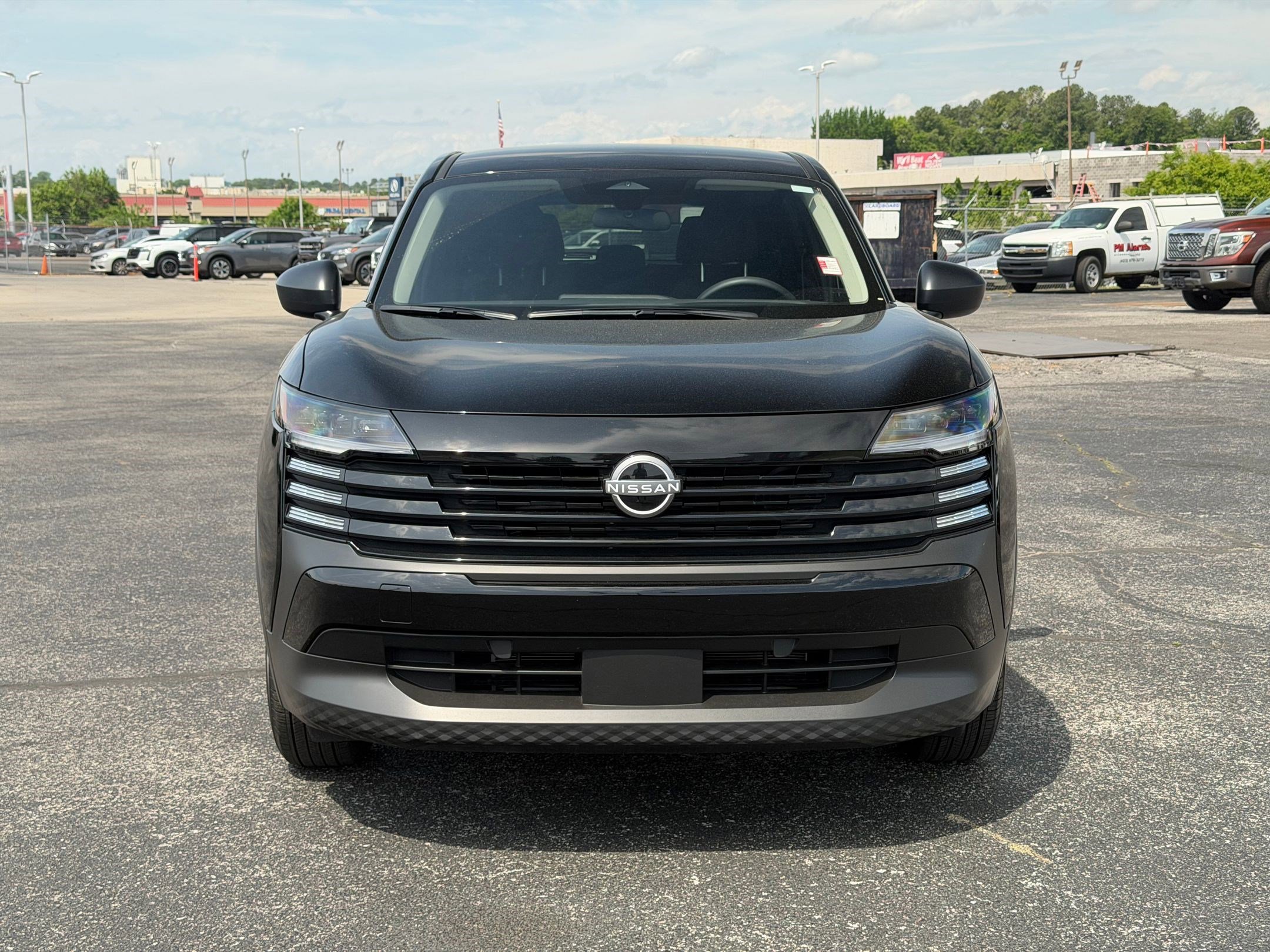 Certified 2025 Nissan Kicks S image 6