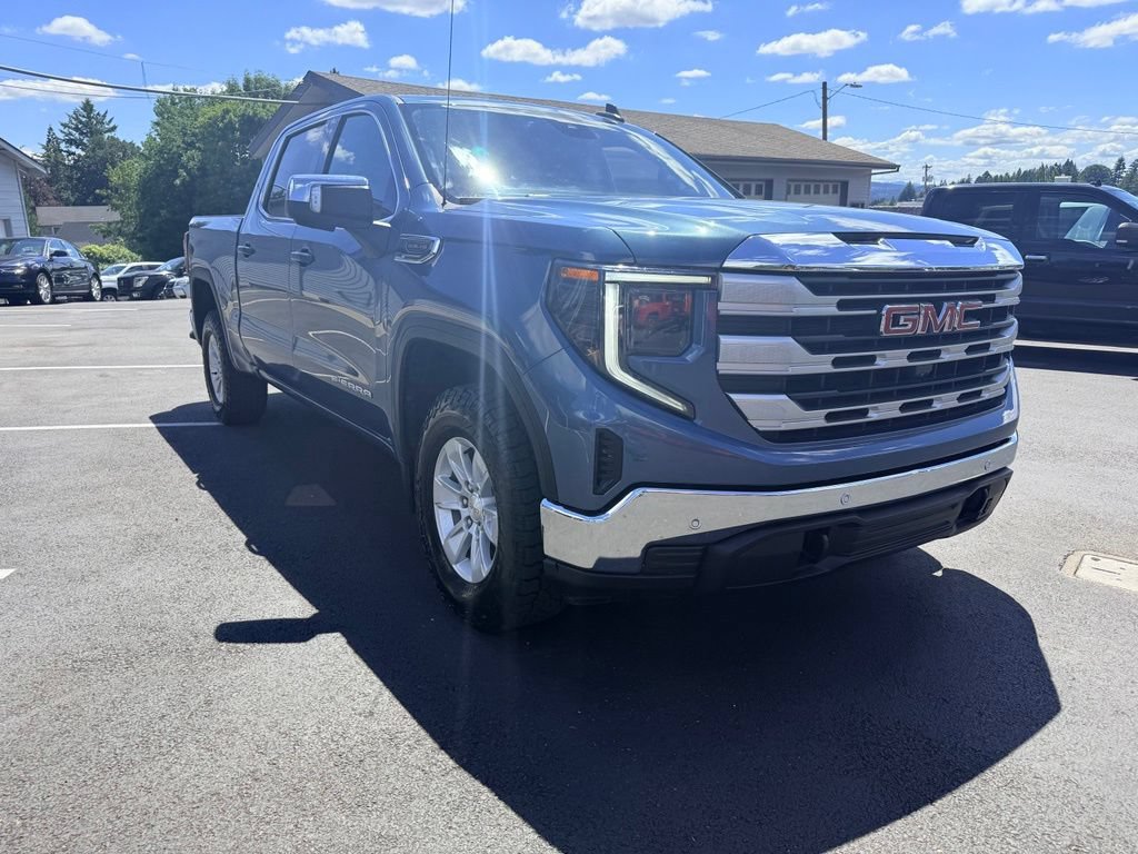 Used 2024 GMC Sierra 1500 SLE w/ Preferred Package AWD/4WD image 7