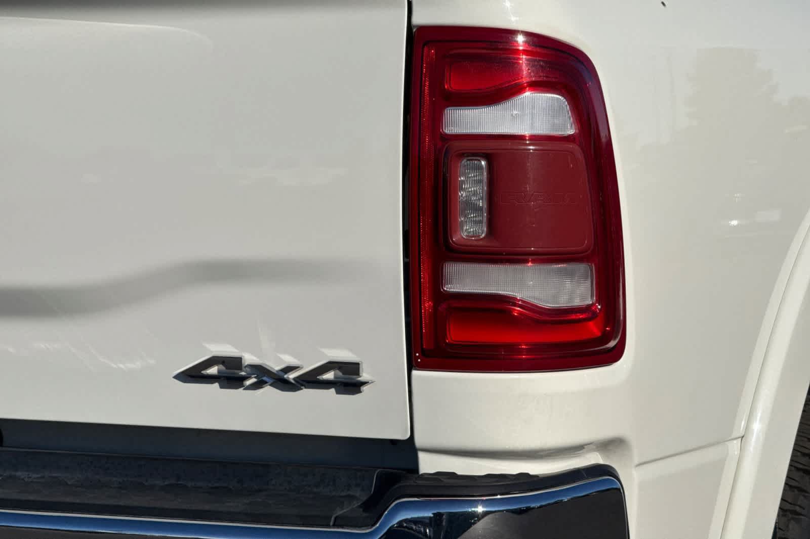 Used 2020 RAM 3500 Limited AWD/4WD image 31