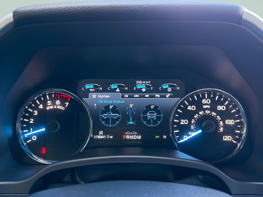 Used 2018 Ford F150 Lariat w/ Equipment Group 502A Luxury AWD/4WD image 14