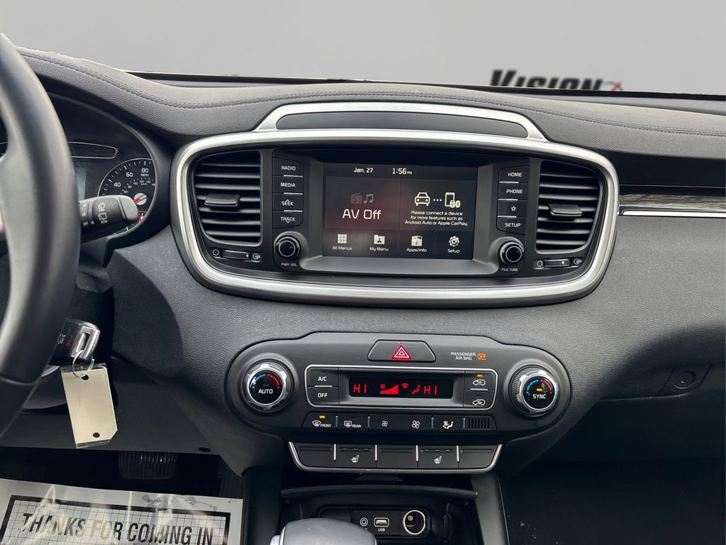Used 2020 Kia Sorento LX w/ LX I4 Convenience Package image 18