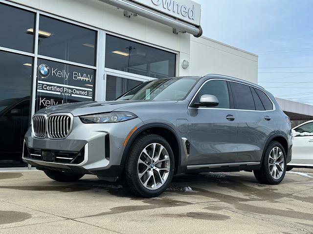 Certified 2024 BMW X5 xDrive50e w/ Premium Package image 4