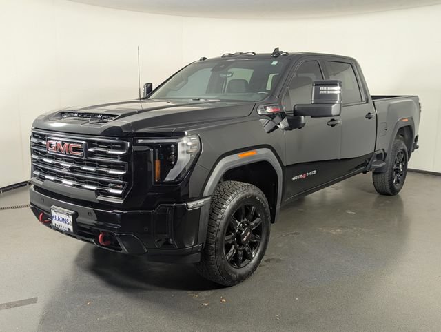 Used 2025 GMC Sierra 2500 AT4 w/ Technology Package AWD/4WD image 4