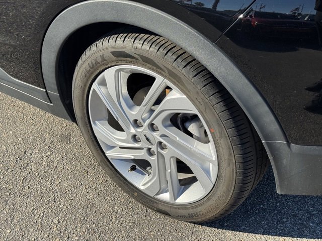 Used 2023 Chevrolet Bolt LT image 10