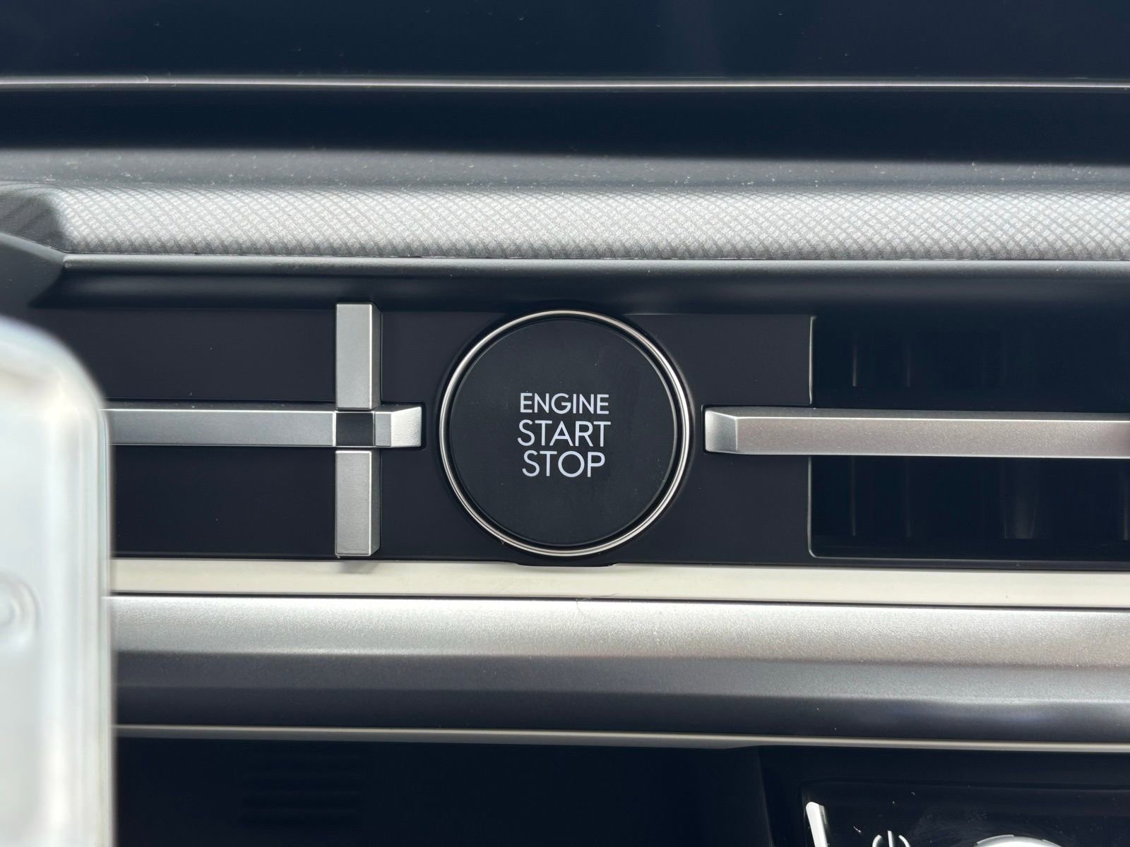 New 2026 Hyundai Santa Fe SE FWD image 20