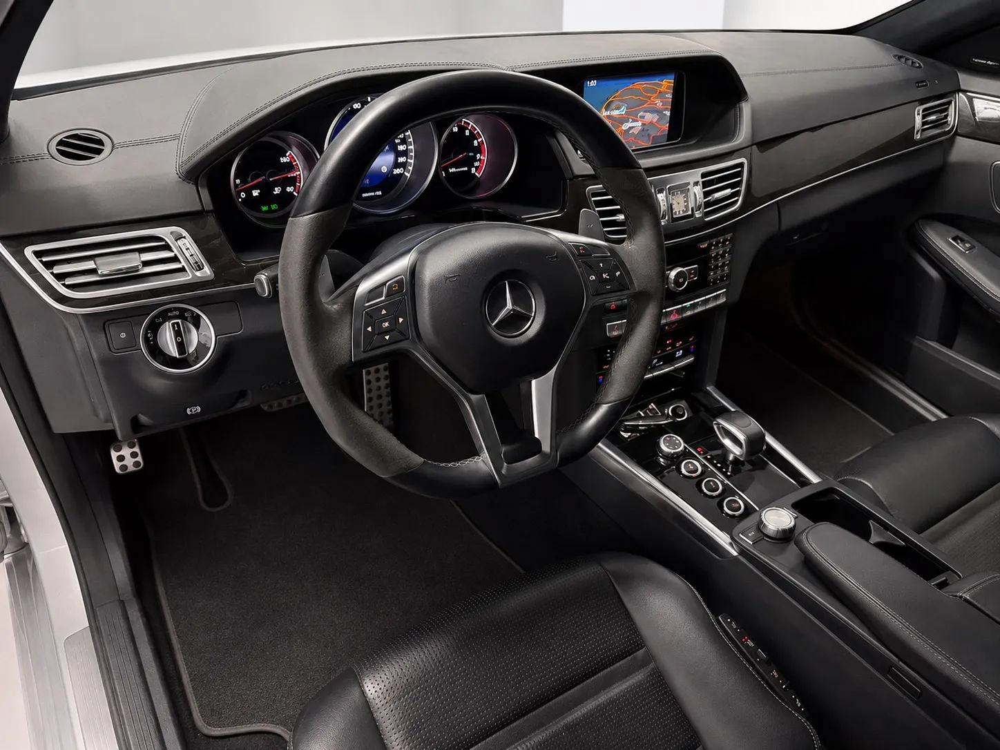 Used 2014 Mercedes-Benz E 63 AMG S-Model image 9