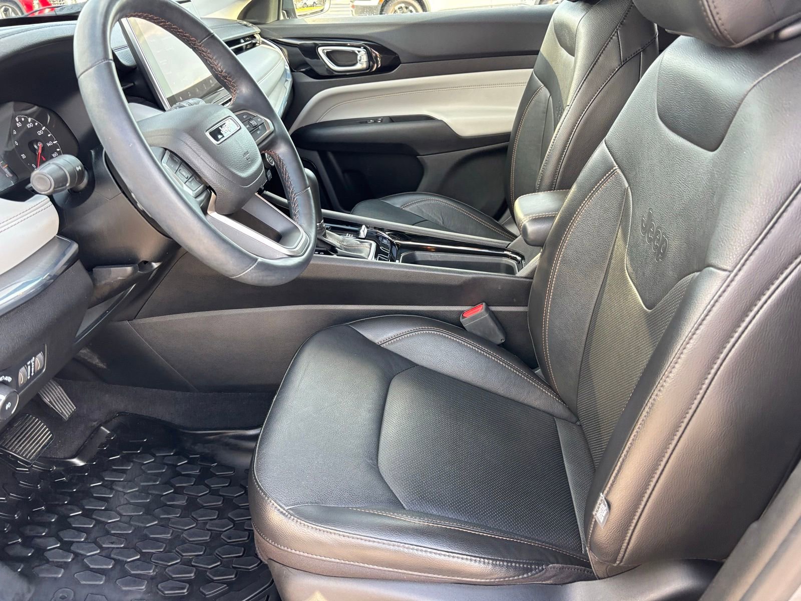 Used 2022 Jeep Compass Limited AWD/4WD image 14