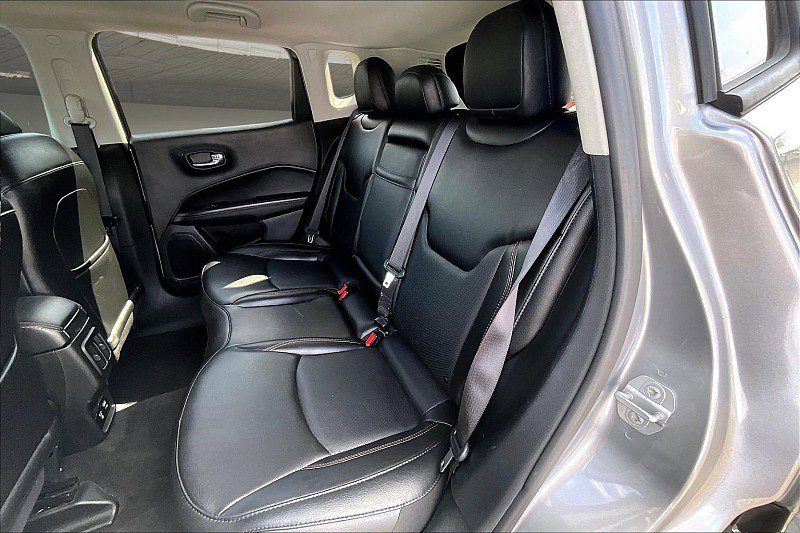 Used 2019 Jeep Compass Limited FWD image 23