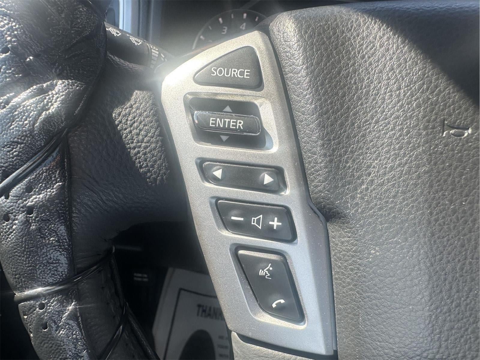 Used 2020 Nissan Titan SV w/ SV Convenience Package AWD/4WD image 17
