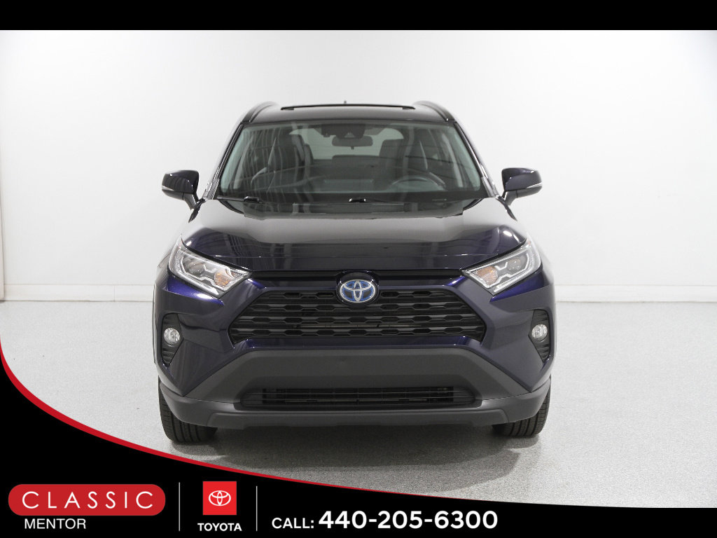 Certified 2020 Toyota RAV4 XLE w/ Convenience Package AWD/4WD image 2