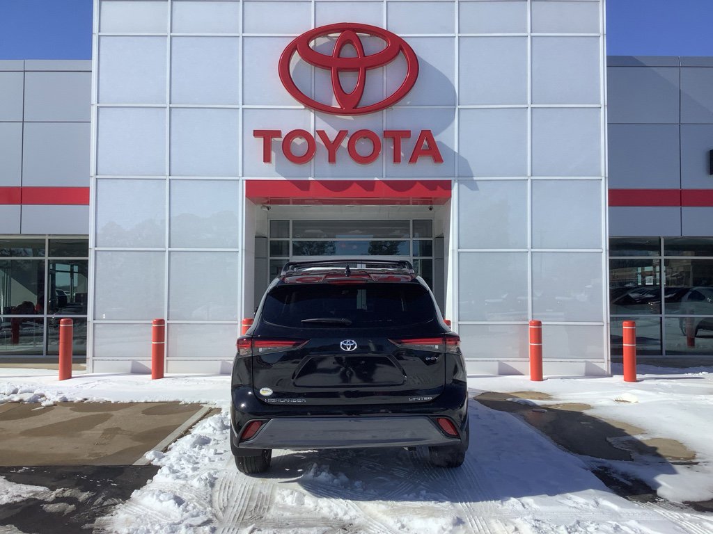 New 2026 Toyota Highlander Limited image 6