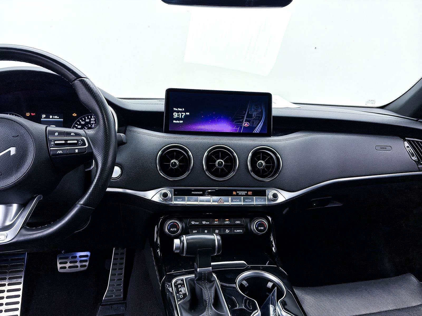Certified 2023 Kia Stinger GT-Line RWD image 6