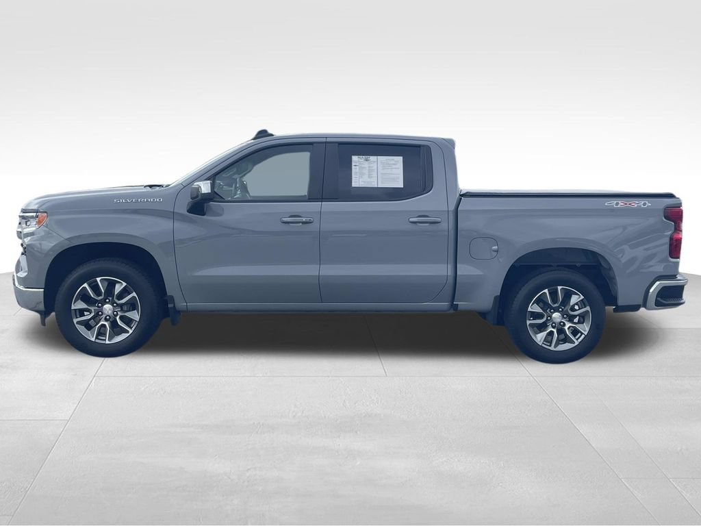 Used 2024 Chevrolet Silverado 1500 LT AWD/4WD image 7