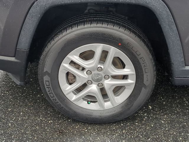 Used 2020 Jeep Compass Sport image 12