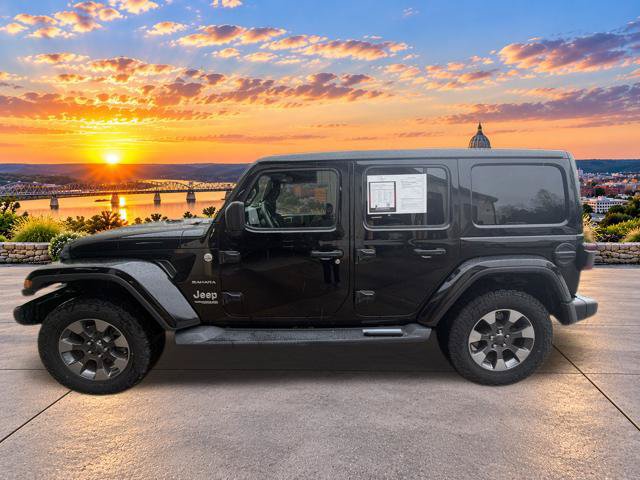 Used 2019 Jeep Wrangler Unlimited Sahara w/ Uconnect 4C Nav & Sound Group AWD/4WD image 8