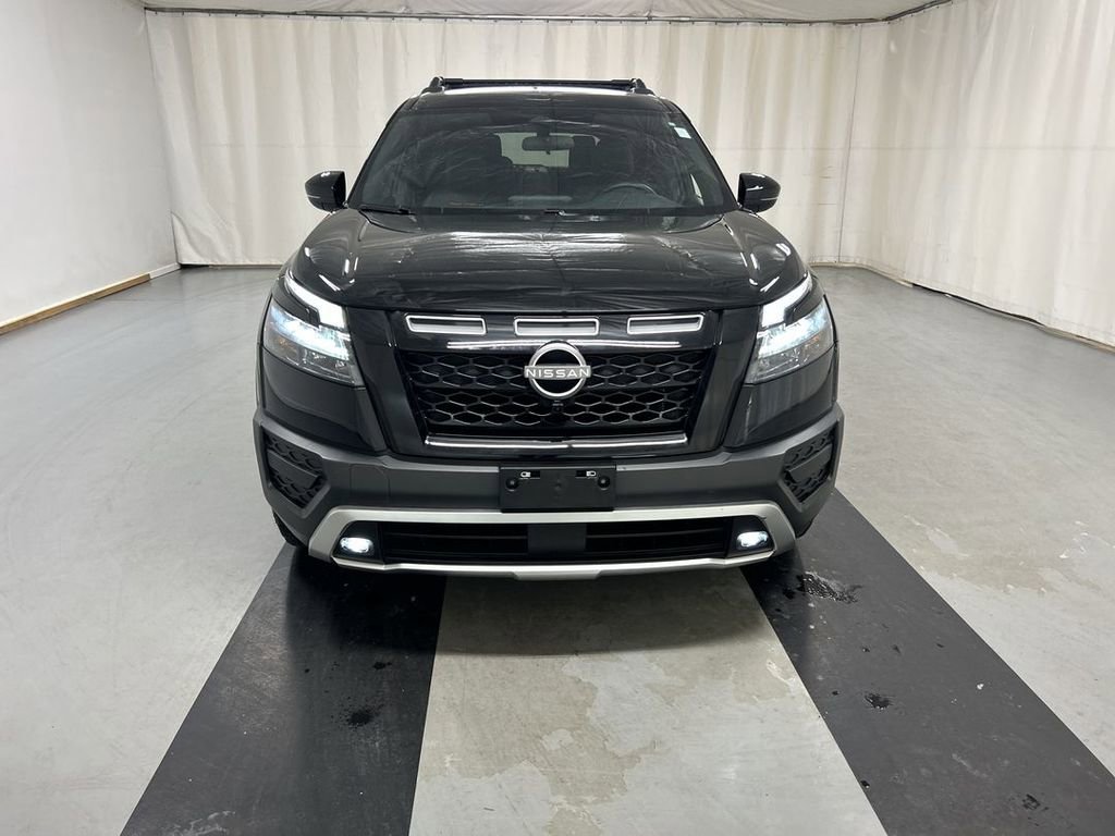 Used 2024 Nissan Pathfinder Rock Creek image 3