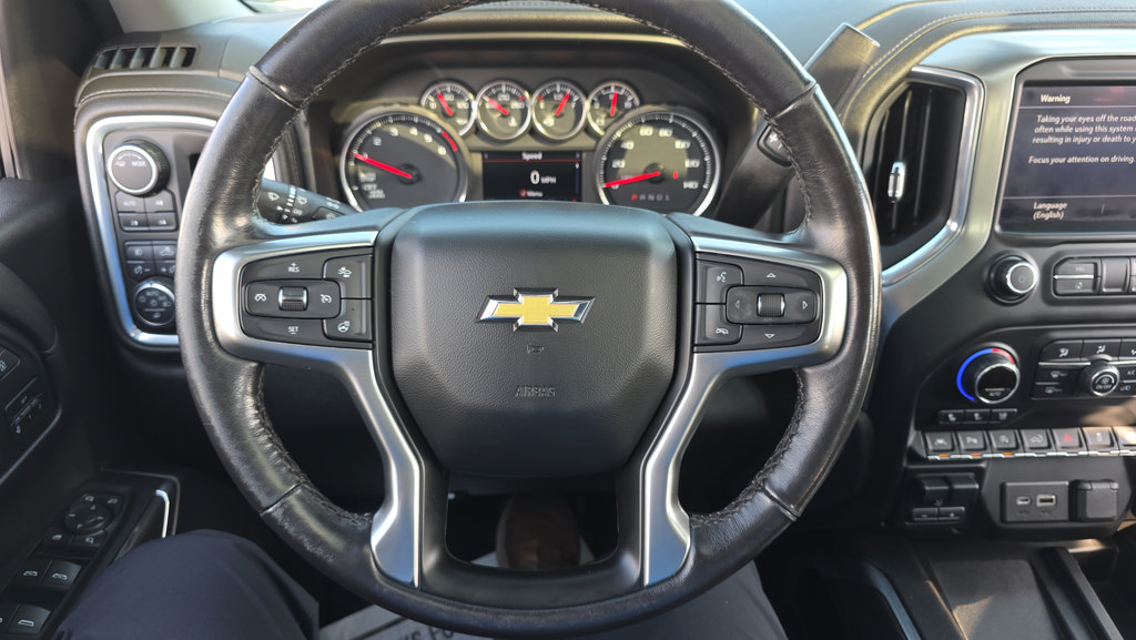 Used 2021 Chevrolet Silverado 1500 LTZ w/ LTZ Premium Package AWD/4WD image 16