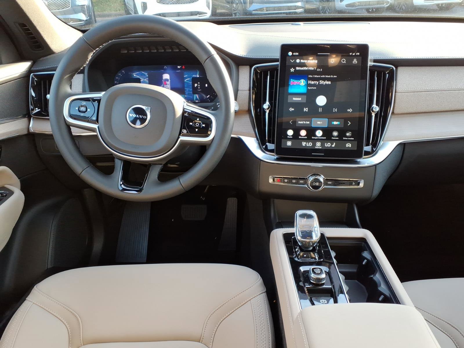 New 2026 Volvo XC90 B6 Core AWD/4WD image 12