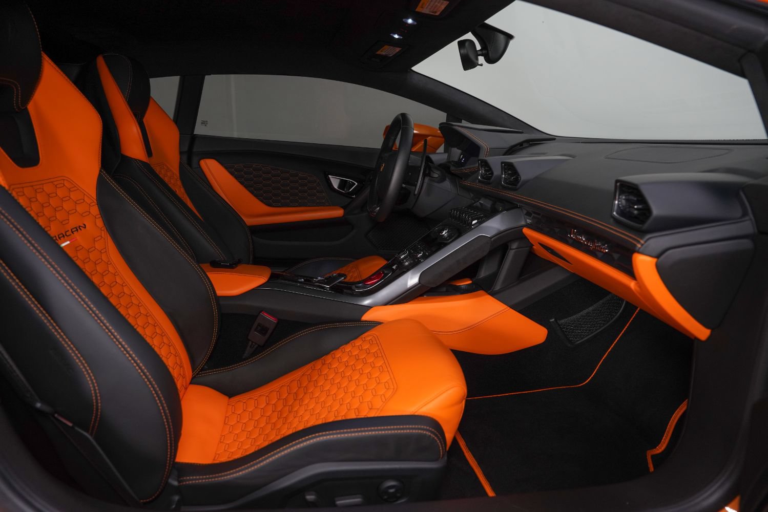 Used 2017 Lamborghini Huracan LP 580-2 RWD image 24