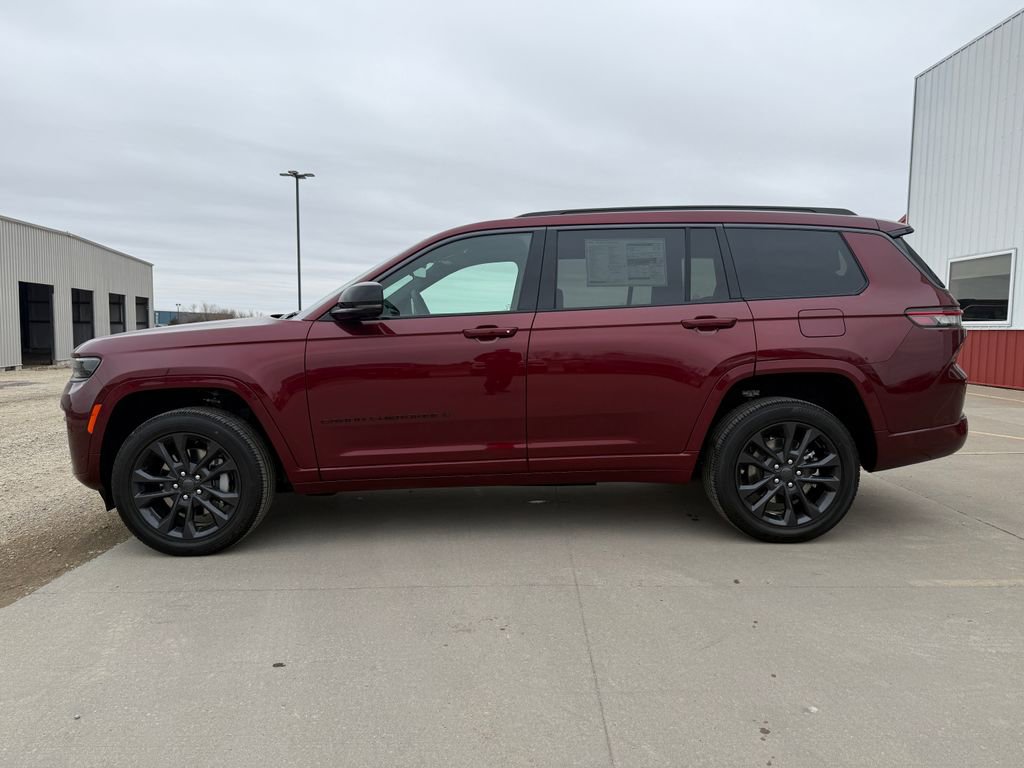 New 2026 Jeep Grand Cherokee L Limited AWD/4WD image 8