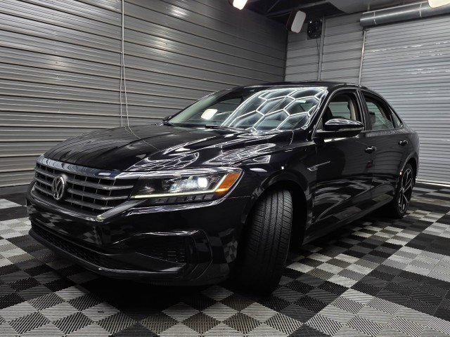 Used 2020 Volkswagen Passat 2.0T R-Line FWD image 40