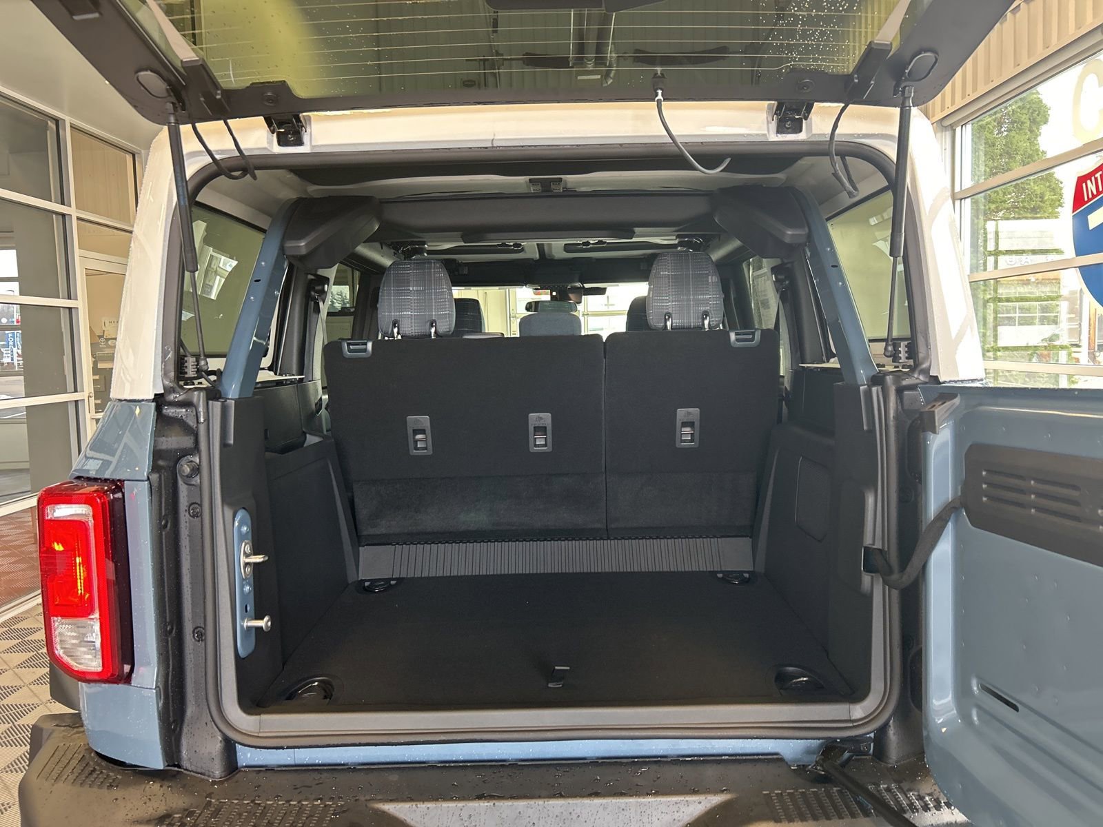 New 2025 Ford Bronco Heritage Edition image 11