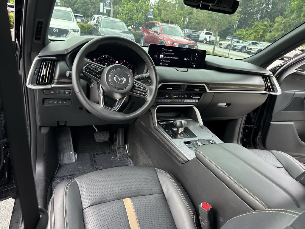 Certified 2025 MAZDA CX-70 Plug-In Hybrid w/ Premium Plus AWD/4WD image 35