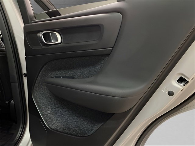 Used 2023 Volvo XC40 Recharge Ultimate w/ Protection Package Premier image 79