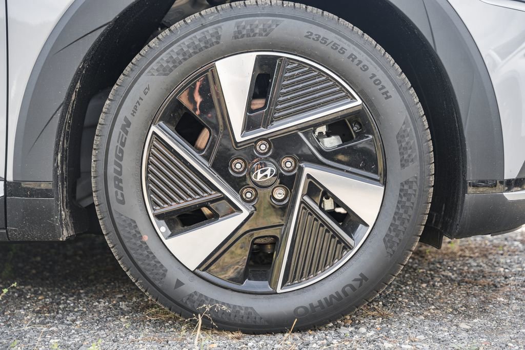 New 2025 Hyundai Ioniq 5 SEL image 15